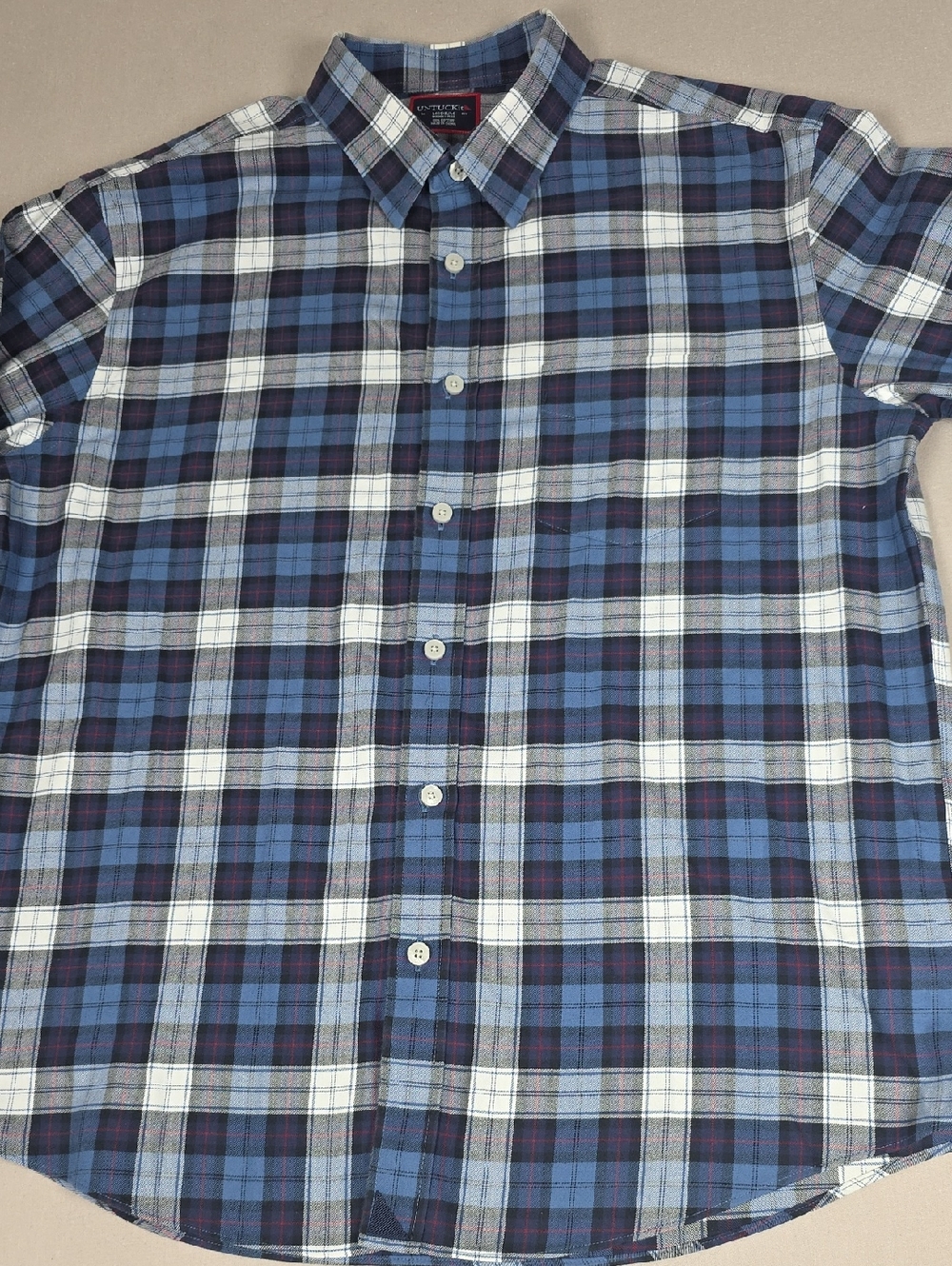 UNTUCKit Men's Navy and Light Blue Plaid Button-Down Shirt Size MEDIUM